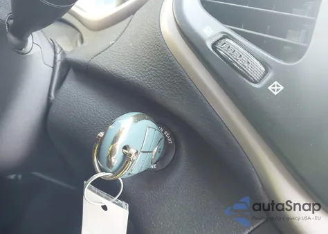 2017 Jeep Cherokee Latitude Fwd z USA, uszkodzony, nr VIN 1C4PJLCB6HW549088